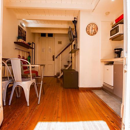 Duplex En Centro Historico Y Turistico Sobre Av. De Mayo Буенос Айрес Екстериор снимка