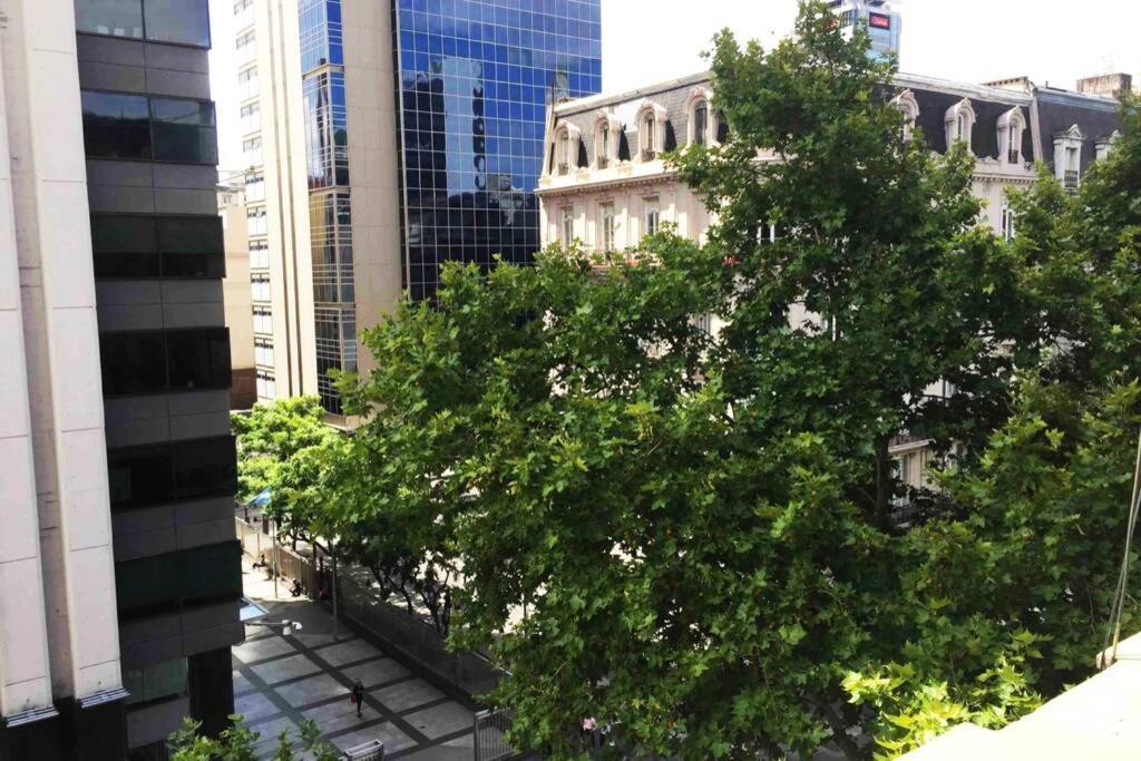 Duplex En Centro Historico Y Turistico Sobre Av. De Mayo Буенос Айрес Екстериор снимка
