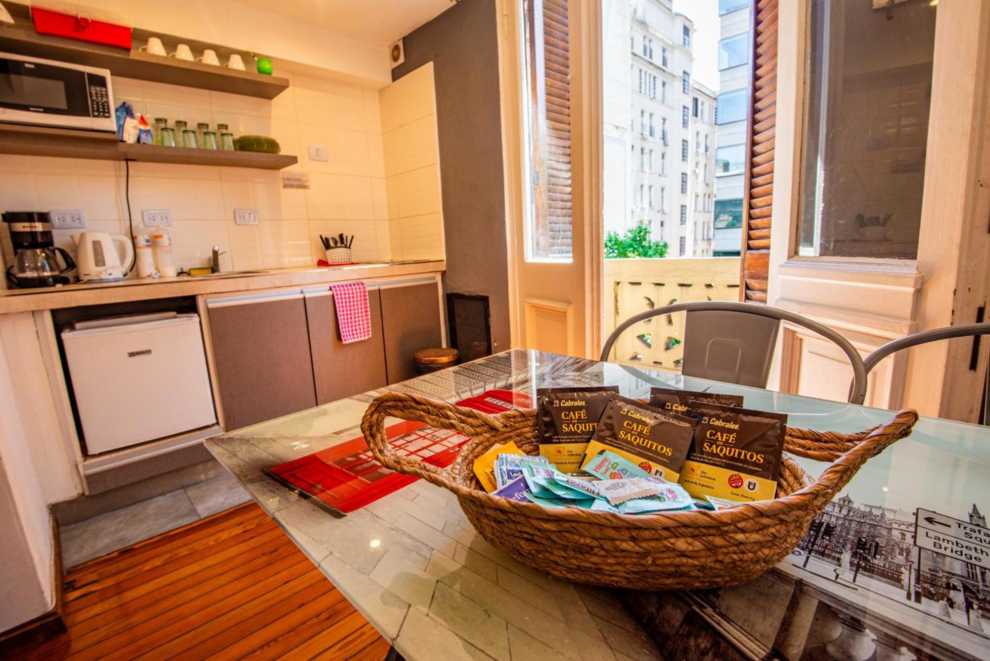 Duplex En Centro Historico Y Turistico Sobre Av. De Mayo Буенос Айрес Екстериор снимка