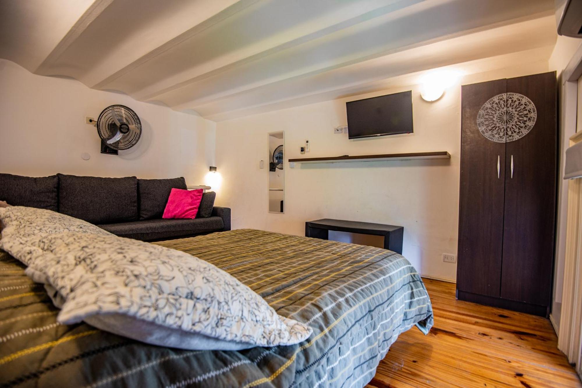 Duplex En Centro Historico Y Turistico Sobre Av. De Mayo Буенос Айрес Екстериор снимка